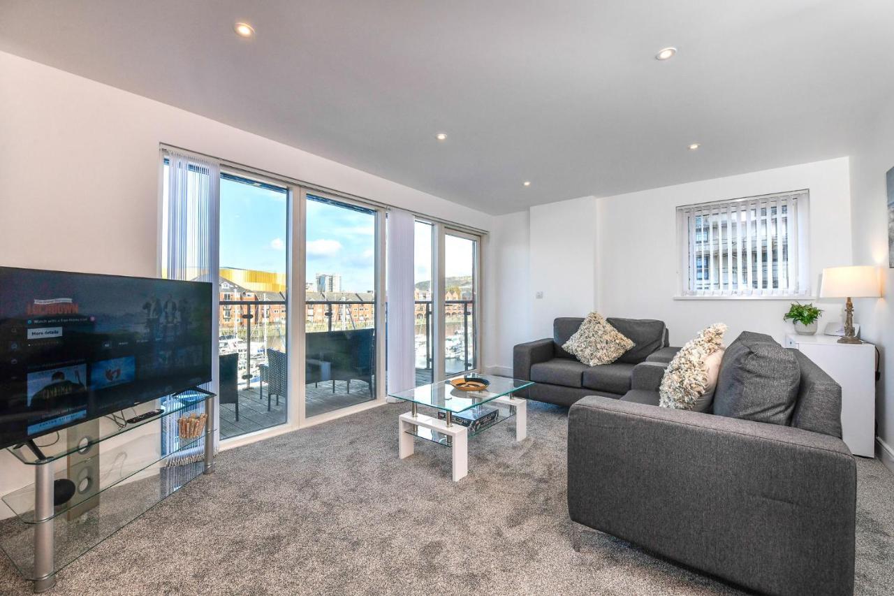 Just Stay Wales - Meridian Wharf, Marina View - 2 Bed Apartment Swansea Kültér fotó