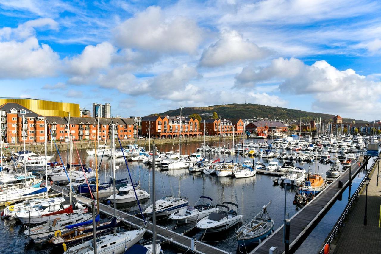 Just Stay Wales - Meridian Wharf, Marina View - 2 Bed Apartment Swansea Kültér fotó