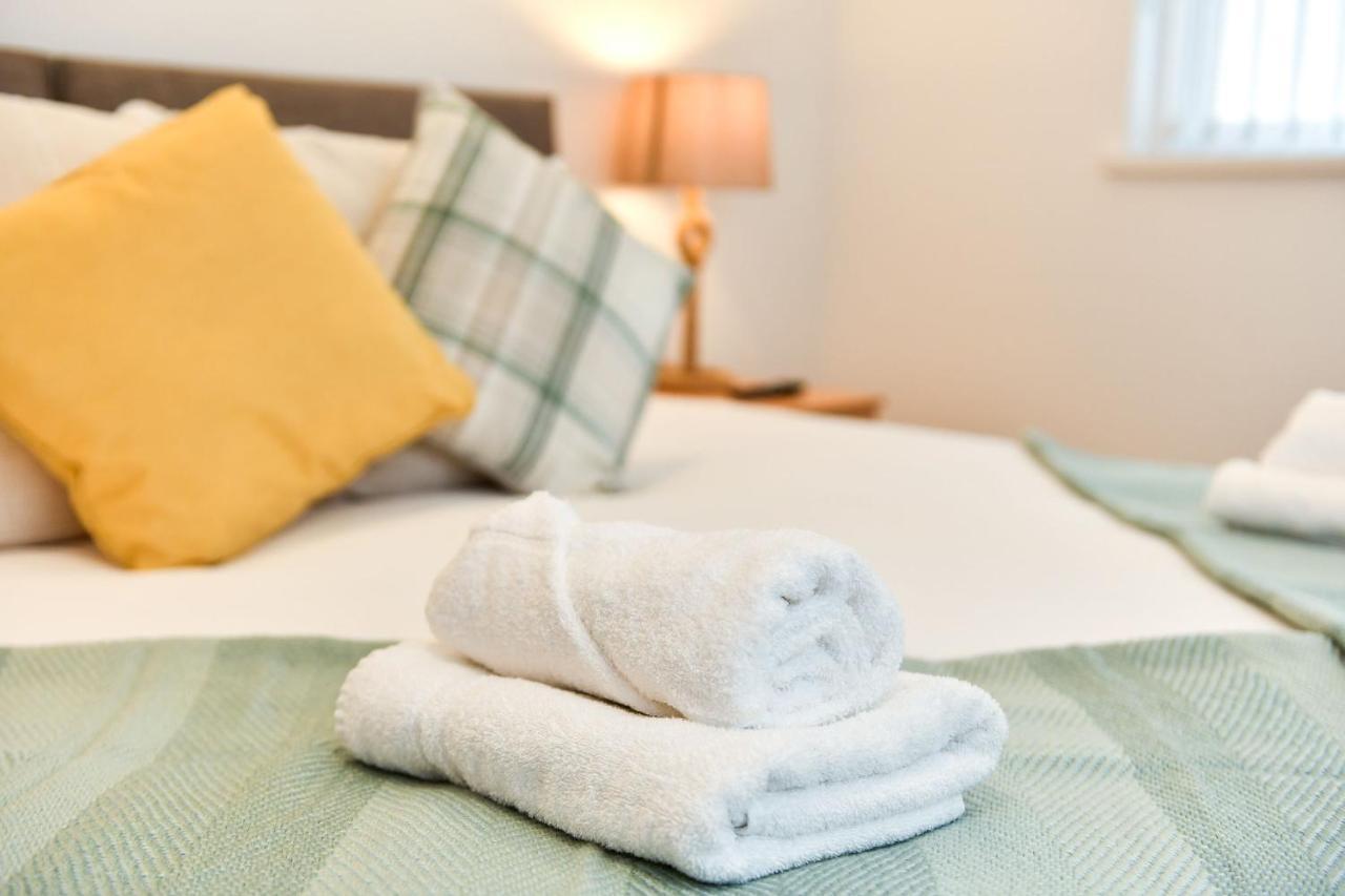 Just Stay Wales - Meridian Wharf, Marina View - 2 Bed Apartment Swansea Kültér fotó