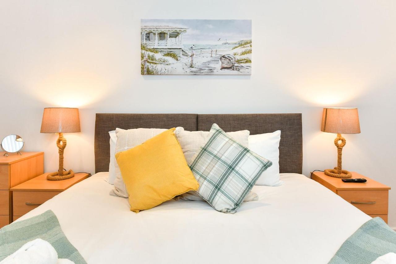 Just Stay Wales - Meridian Wharf, Marina View - 2 Bed Apartment Swansea Kültér fotó